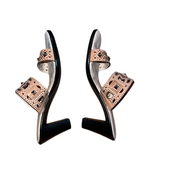 Onex Women's Tan Slide Studded Sandals Size 6 - Picture 3 of 5